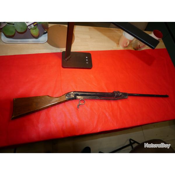 Carabine � air comprim�e ancienne en 4.5mm (type milbro)