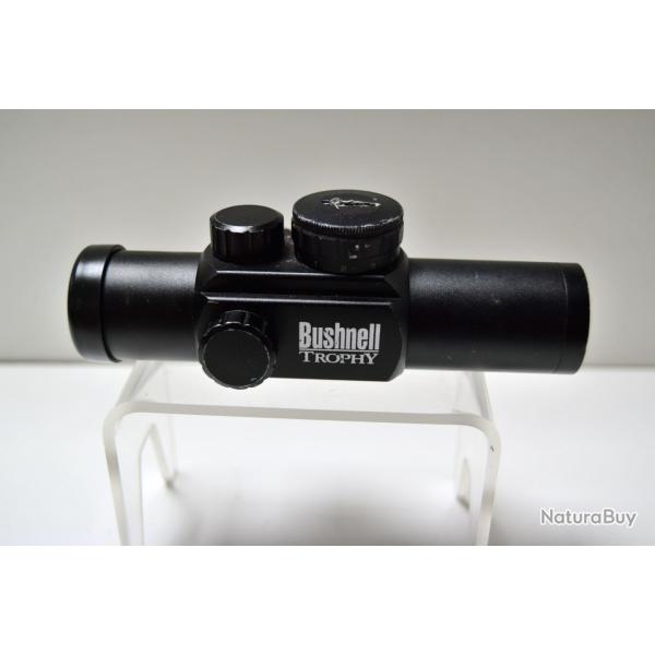 BUSHNELL - Point-rouge TROPHY