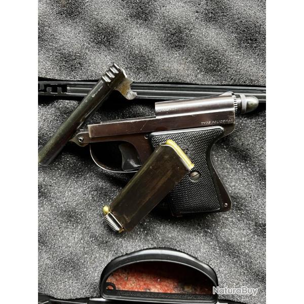 MANUFRANCE LE FRANCAIS TYPE POLICEMAN 6,35 - TBE