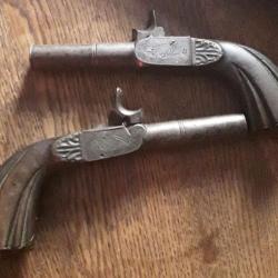 2 pistolets poudre noir