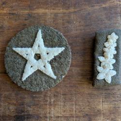 Vends double insigne peut &ecirc;tre Japonais