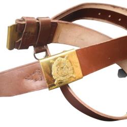 Ceinturon en cuir arm&eacute;e roumaine - Longueur : 120 cm ( Epoque Pacte de Varsovie)