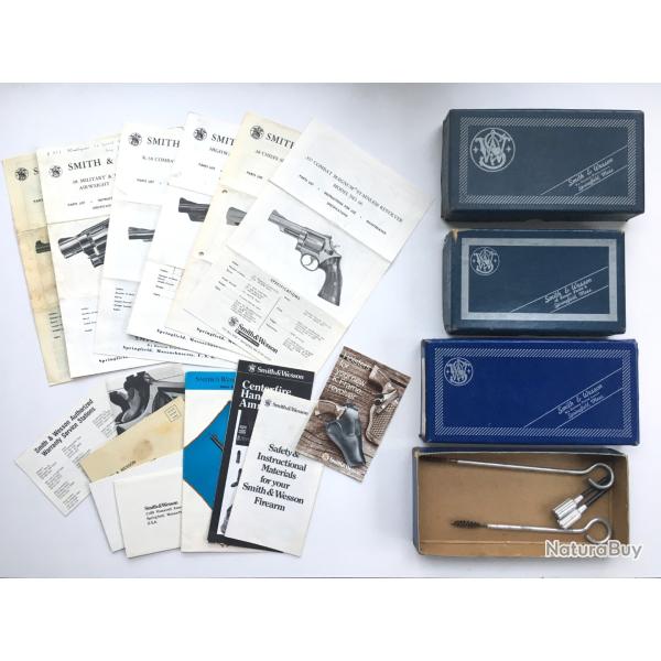lot 3 boites vides revolvers Smith & Wesson + notices + documentation + outils