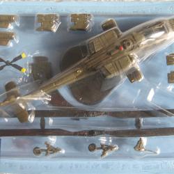 MAQUETTES H&eacute;licopt&egrave;re Apache, &Eacute;chelle : 1/100