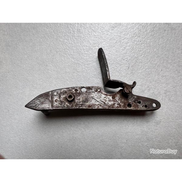 Platine Carabine dcore Ancien Rgime (549)