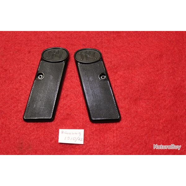 Plaquettes de pistolet 1910/22