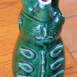 SUPERBE ET TRES VIEUX CRUCHON ANTROPOMORPHE POUR /FONCTION ET COLLECTION - COULEUR VERTE BRILLANTE