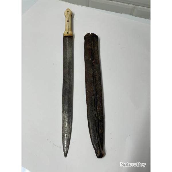 Poignard Kindjal, Caucase, origine Daghestan