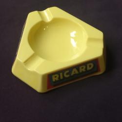 Ancien Cendrier publicitaire de Bar/Bistrot Français de marque "RICARD"