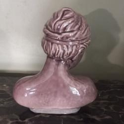 joli buste contemporain en plâtre couleur parme