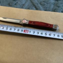 Petit couteau pliant pour sac de femme fait en Espagne avec la croix de la chretiente