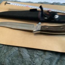 Le poignard de chasseurde luxe