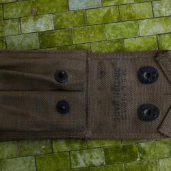 rare porte chargeur PA  "british made 1943"