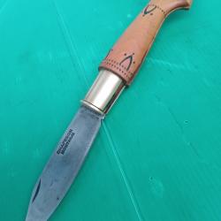 ANCIEN MODELE D UN COUTEAU :  CHAPERON  NONTRON   .  VIROLE TOURNANTE  .  PARFAIT ETAT .