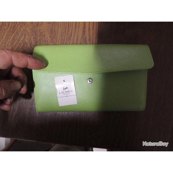 IDEE CADEAU MAROQUINERIE CUIR LAURIGE porte feuille  , porte cles , porte carte , et divers 5