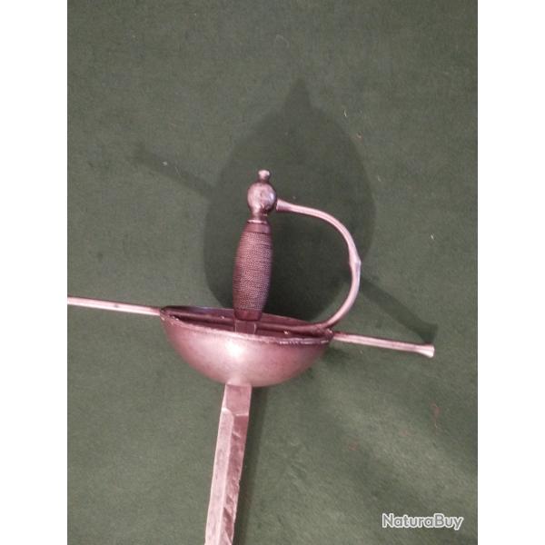 Ep�e  Rapi�re  Ib�rique   de TAZA du XVII si�cle ( 1 �re moiti�e)