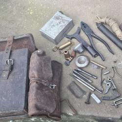 Trousse d'outils et accessoires pour mitrailleuse Vickers ww1 ww2,  rare