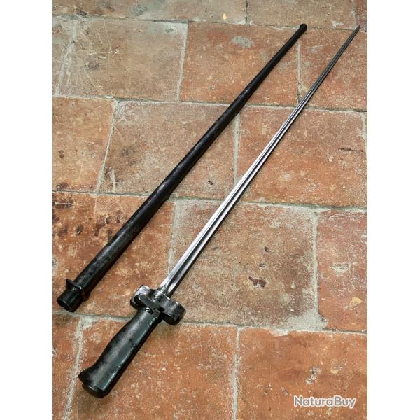 Ba�onnette fran�aise Lebel 1886 2�me type poign�e acier - WW1