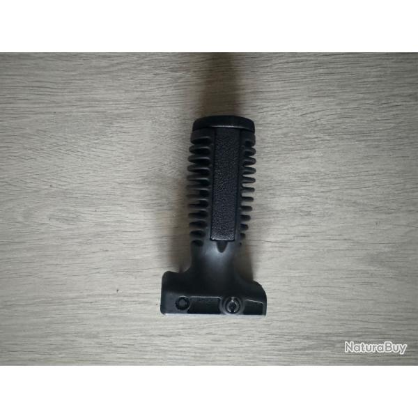 Poign�e ris fab d�fense