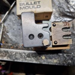 Moule &agrave; balles rcbs 38 357 neuf