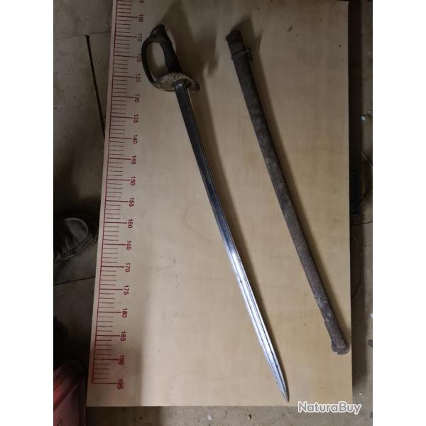 Sabre d'officier d'infanterie modle 1855 avec son fourreau fer