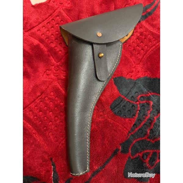 �tui en cuir noir pour revolver western