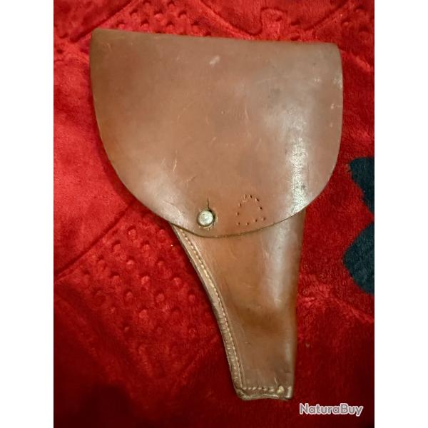 �tui en cuir pour revolver