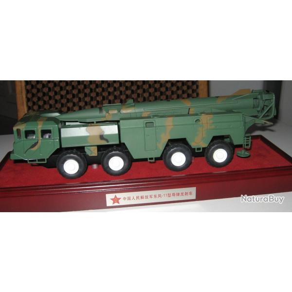 V�hicule Militaire Camion lance missile