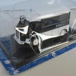 BLAKE et MORTIMER, HY police