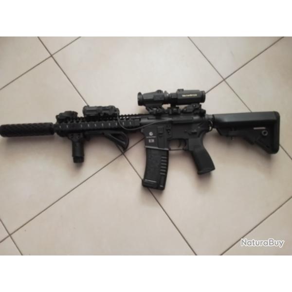 M4 complte aep jamais servi sur terrain juste tir en salle est trs peut servi