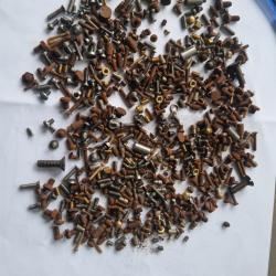 Vis visseries ancien stock spécial