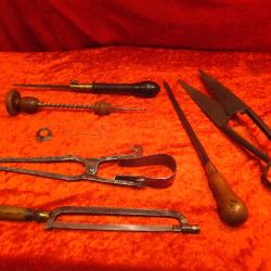 Lot, Outils anciens particulièrement rare et outils inconnus                         (B)