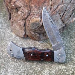 Couteau Lame damas 128 couches Mitres Damas Façon Buck112 Manche Bois Lockback Fabr Artisanale