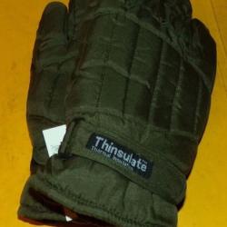 PAIRE DE GANTS POUR LE FROID GENRE MILITAIRE COULEUR NOIR OU KAKI AU CHOIX  , FABRICATION BOMALAND ,