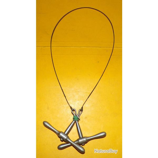 SERVICE DE SANTE : SCIE A FIL  AVEC DEUX POIGNEES  DU SERVICE DE SANTE DE L'ARMEE FRANCAISE , FABRIC