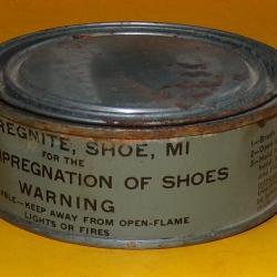 ARMEE AMERICAINE U.S :BOITE DE GRAISSE A CHAUSSURES IMPREGNITE , FABRICATION U.S.A , LA BOITE EST NE