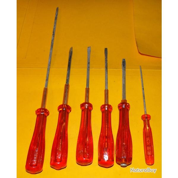 OUTILS LOT DE 6 TOURNEVIS A TETE PLATE  DE L'ARMEE FRANCAISE ET S.N.C.F  , LONGUEUR TOTALE 35 CM PO