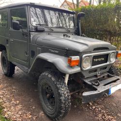 Toyota Land Cruiser FJ40