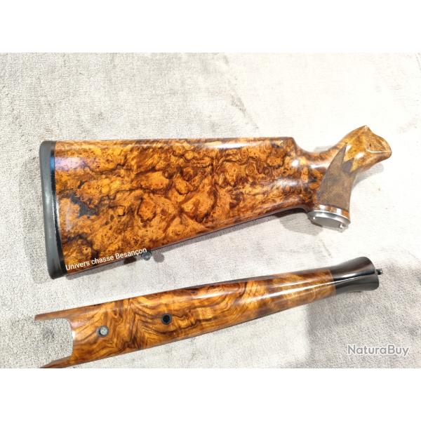 Blaser R8 crosse et devant d'exception grade 10 loupe de noyer / mdaillon pour initiales