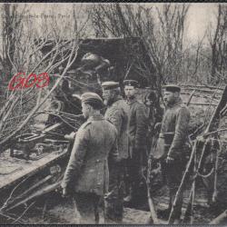 CPA- LA GUERRE 1914-1915 PIECE DE 205 ALLEMANDE DISSIMULEE SOUS BOIS  N&deg;4008