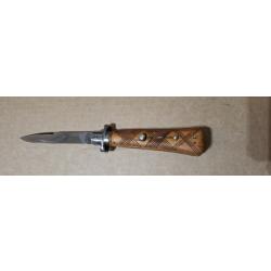 COUTEAU CRAN D ARRET MARQUE BAROLON