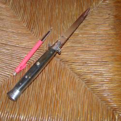 COUTEAU ASSISTE GRAND MODELE