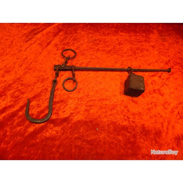 Ancienne Balance Romaine, Peson Romain En Fer Forg�, XVIII