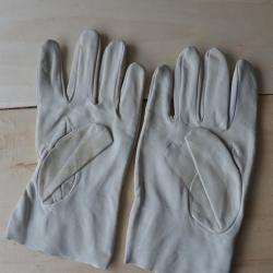 Deux paires de gants de travail en cuir fin (taille 10)