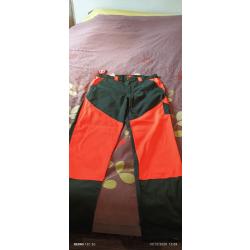 Pantalon de chasse vert et fluo T 40/42 neuf
