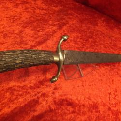 Dagues de chasse et de v&eacute;nerie Poigner en corne de cerf.