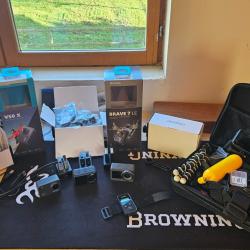 Ensemble de 3 caméras Akaso avec équipement complet