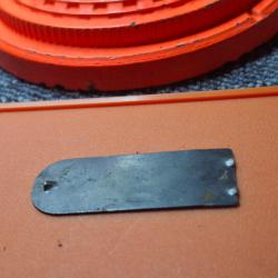 USM1 - Pièce - Plaque  Fond de chargeur