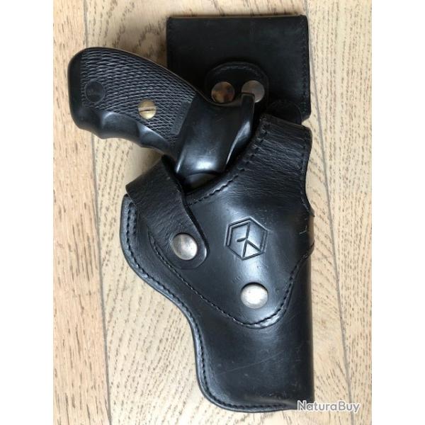 Pour MR F1, �tui r�glementaire