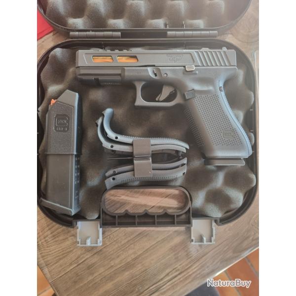 Glock Zaffiri Custom 17 Gen 5 Cobalt / Gold